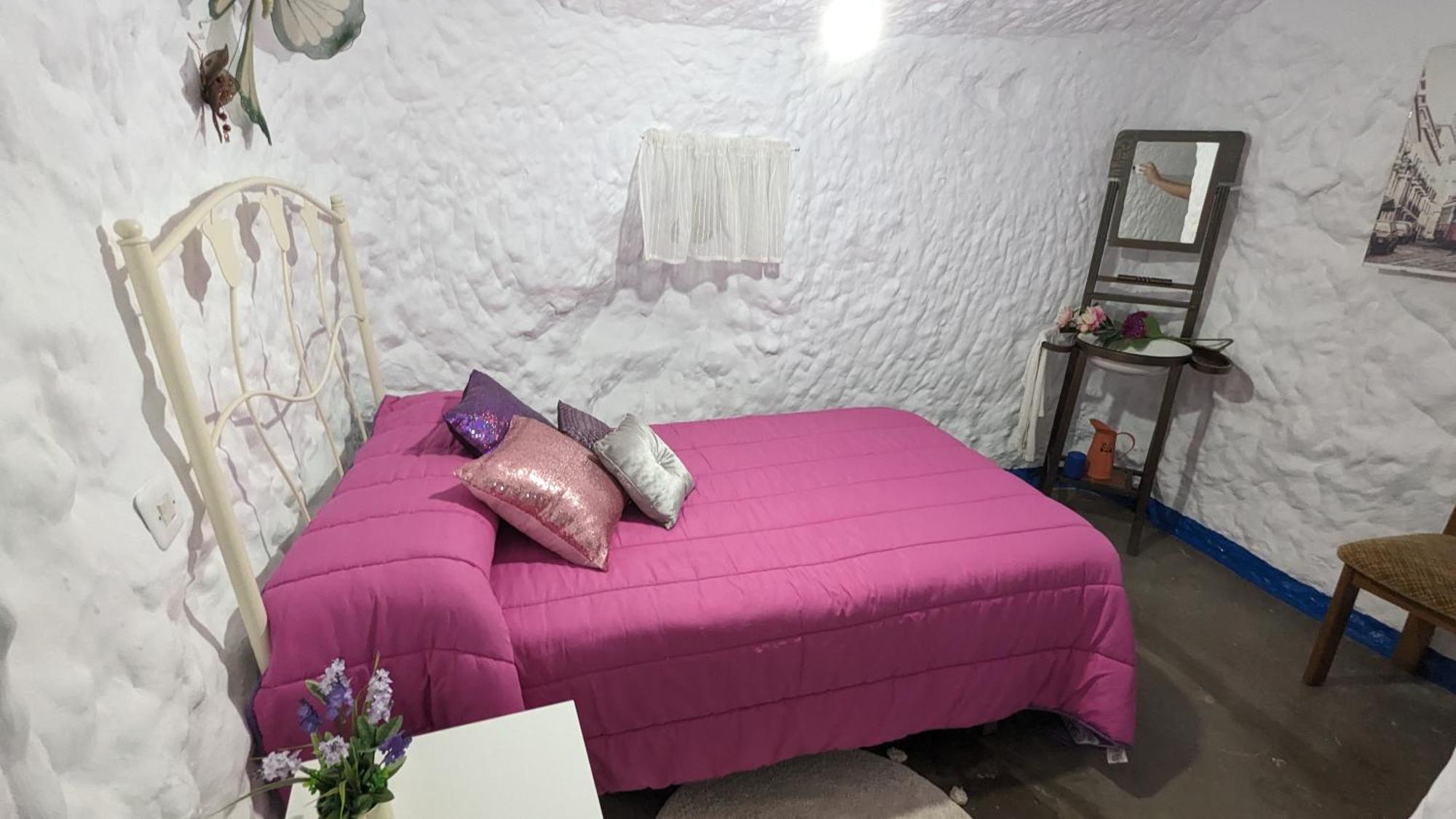 Cueva La Tita Del Pan Guest House Bacor Luaran gambar
